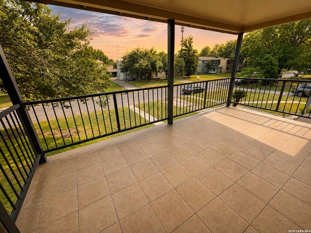 463 BRYN MAWR DR, San Antonio, TX 78209