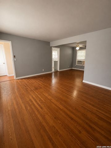 463 BRYN MAWR DR, San Antonio, TX 78209