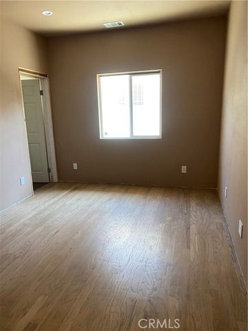 1447 W 47th Street, Los Angeles, CA 90062