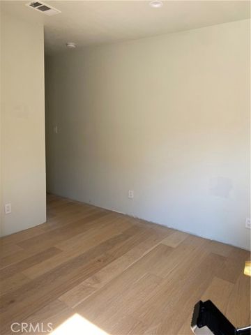 1447 W 47th Street, Los Angeles, CA 90062