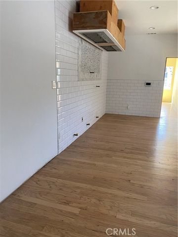 1447 W 47th Street, Los Angeles, CA 90062