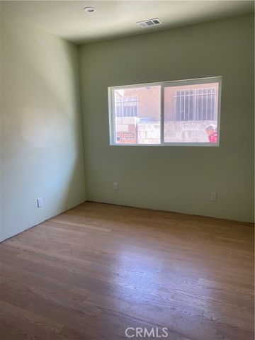 1447 W 47th Street, Los Angeles, CA 90062