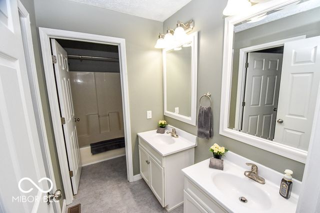 428 N Hay Street, Bloomington, IN 47404