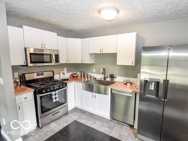 428 N Hay Street, Bloomington, IN 47404