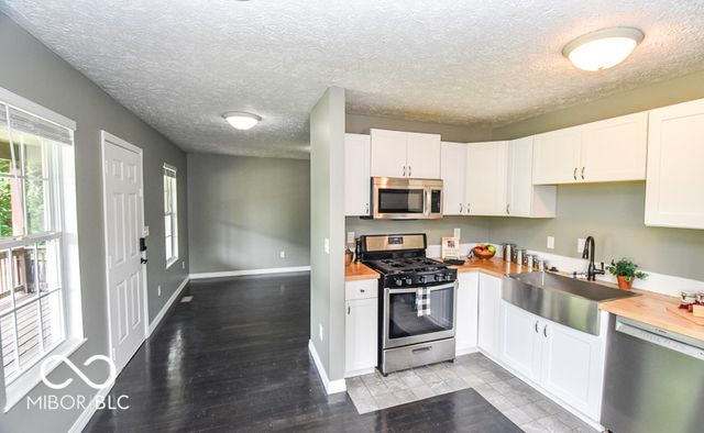428 N Hay Street, Bloomington, IN 47404
