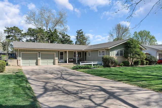 4102 W 17th St N, Wichita, KS 67212