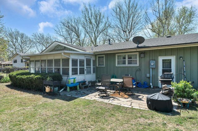 4102 W 17th St N, Wichita, KS 67212