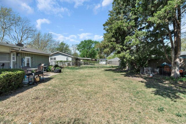 4102 W 17th St N, Wichita, KS 67212