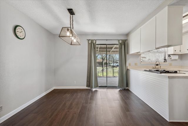 310 Mount Sylvan Street, Lindale, TX 75771