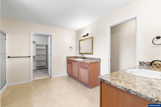 5255 Patrick Ln NE, Keizer, OR 97303