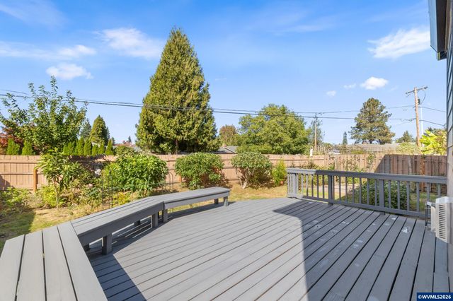 5255 Patrick Ln NE, Keizer, OR 97303