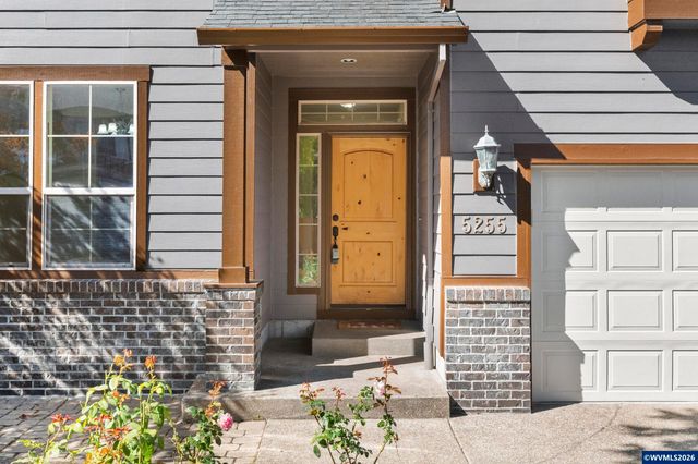5255 Patrick Ln NE, Keizer, OR 97303