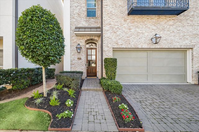 15607 Logan Street, Sugar Land, TX 77478