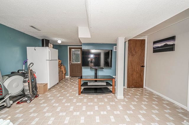 1404 Thompson Drive, Junction City, KS 66441