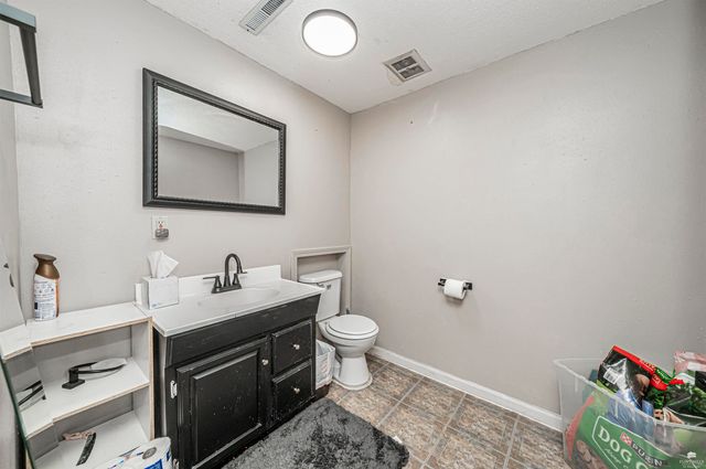 1404 Thompson Drive, Junction City, KS 66441