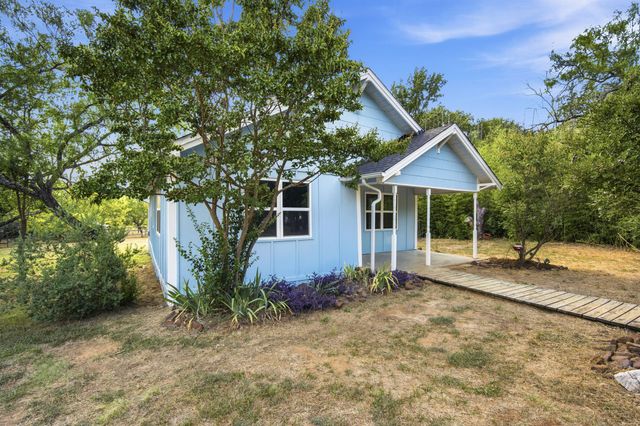 3325 Dove Creek Road, Cleburne, TX 76031
