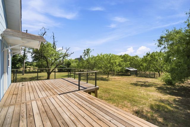 3325 Dove Creek Road, Cleburne, TX 76031