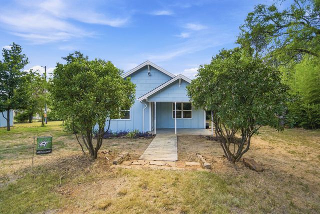 3325 Dove Creek Road, Cleburne, TX 76031