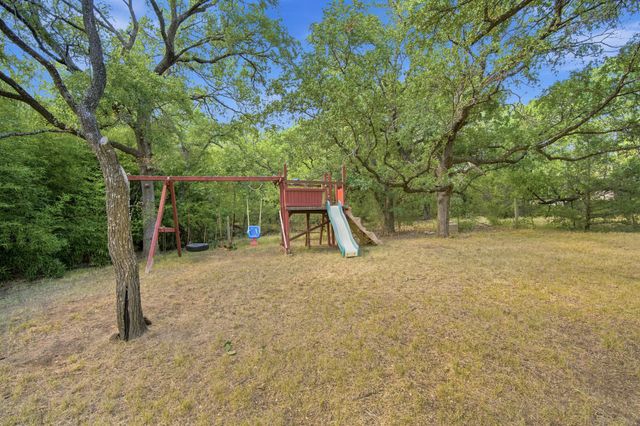 3325 Dove Creek Road, Cleburne, TX 76031
