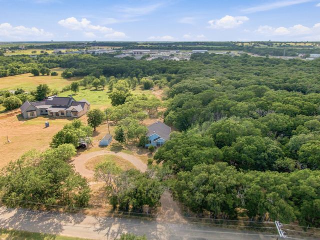 3325 Dove Creek Road, Cleburne, TX 76031