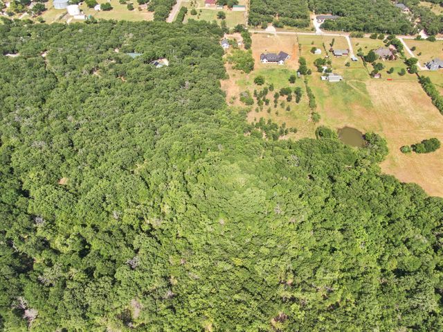 3325 Dove Creek Road, Cleburne, TX 76031
