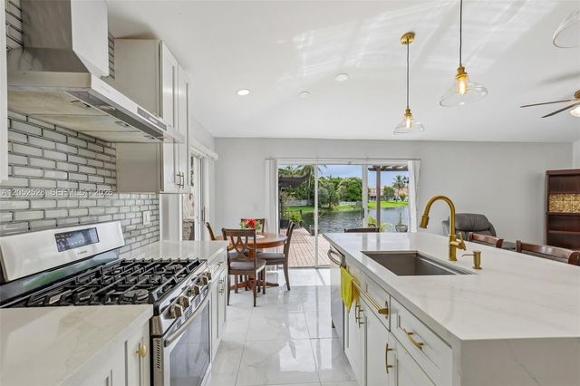 13412 NW 6th Drive, Plantation, FL 33325