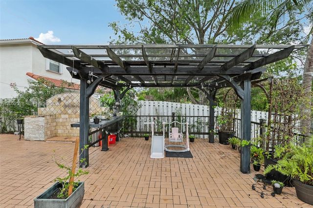 13412 NW 6th Drive, Plantation, FL 33325