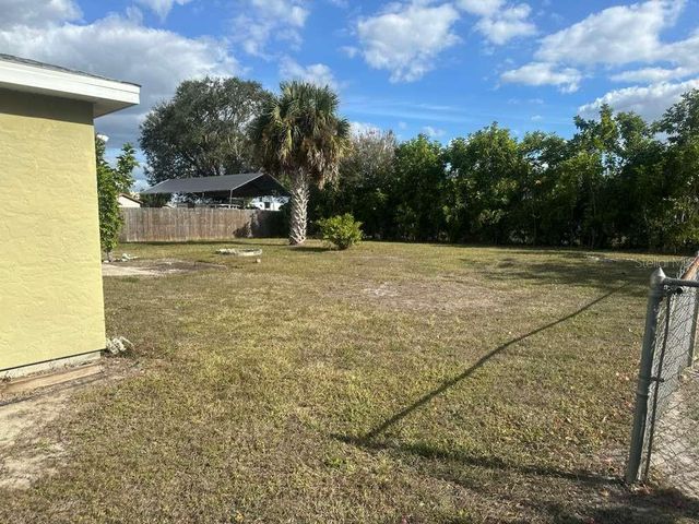 807 DOBELL TERRACE NW, Port Charlotte, FL 33948