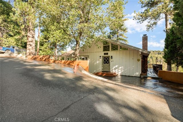 24416 Horst Drive, Crestline, CA 92325