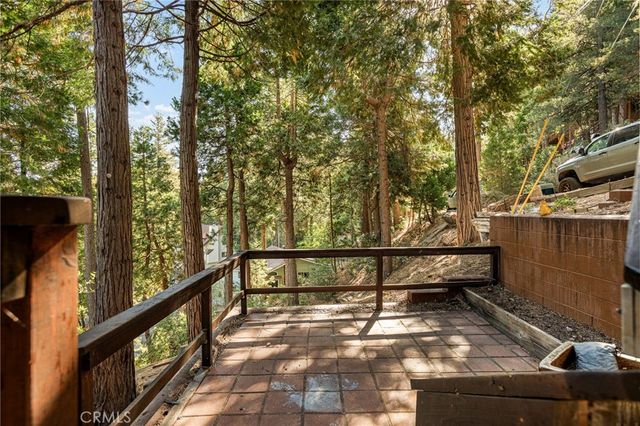 24416 Horst Drive, Crestline, CA 92325