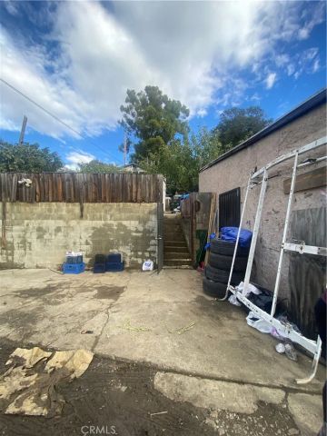 1129 N Alma Avenue, Los Angeles, CA 90063