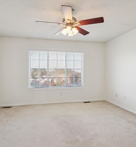 6705 Three Lakes Parkway, Des Moines, IA 50320