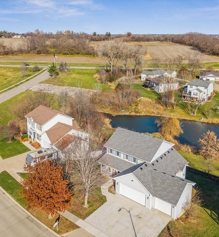 6705 Three Lakes Parkway, Des Moines, IA 50320