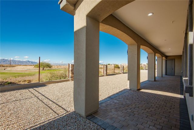 6415 S Calle Serena, Fort Mohave, AZ 86426