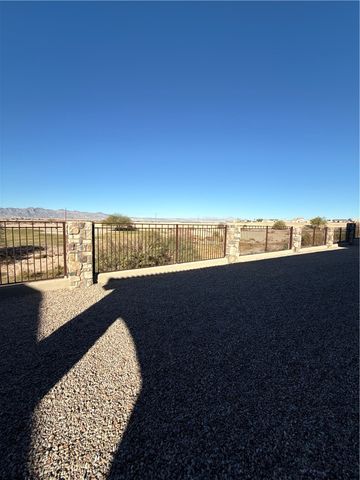 6415 S Calle Serena, Fort Mohave, AZ 86426