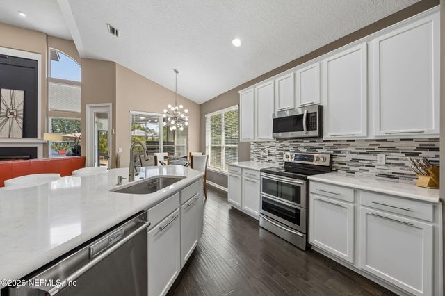 13781 VICTORIA LAKES Drive, Jacksonville, FL 32226