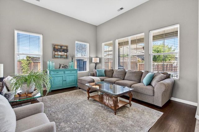 866 Covey Court, Hollister, CA 95023