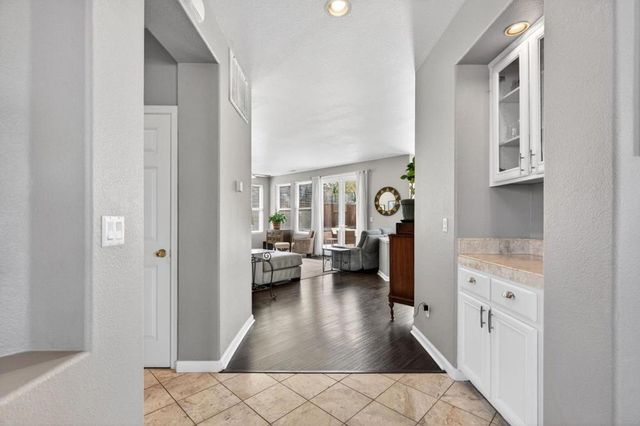 866 Covey Court, Hollister, CA 95023