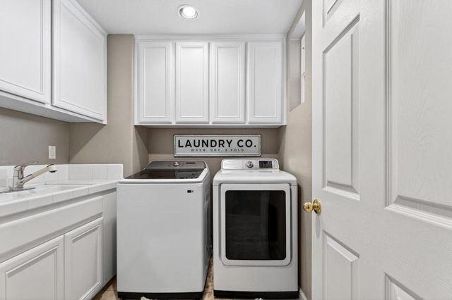 866 Covey Court, Hollister, CA 95023