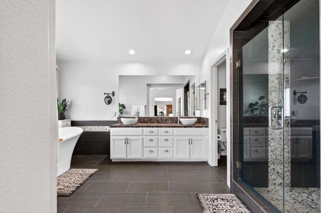 866 Covey Court, Hollister, CA 95023