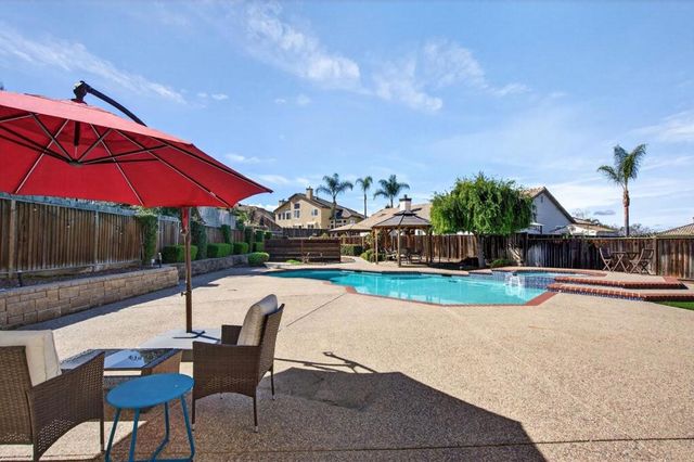 866 Covey Court, Hollister, CA 95023