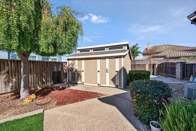 866 Covey Court, Hollister, CA 95023