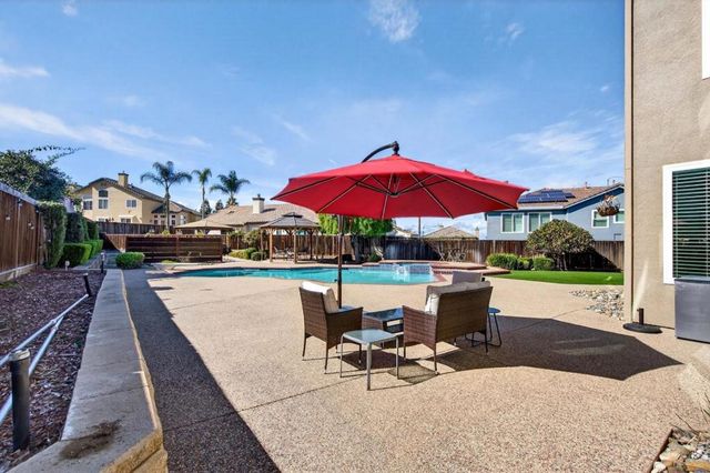 866 Covey Court, Hollister, CA 95023