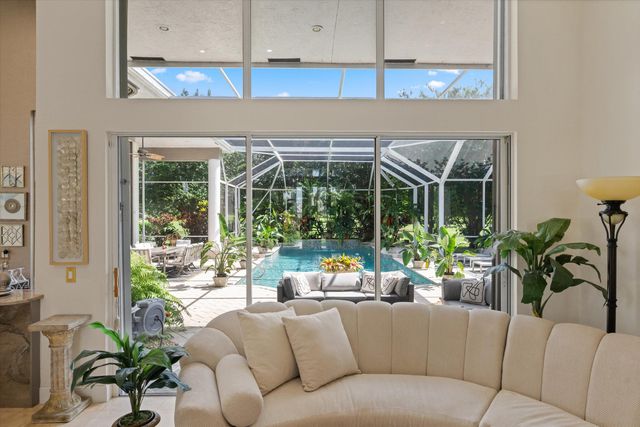 4352 James Estate Lane, Lake Worth, FL 33449
