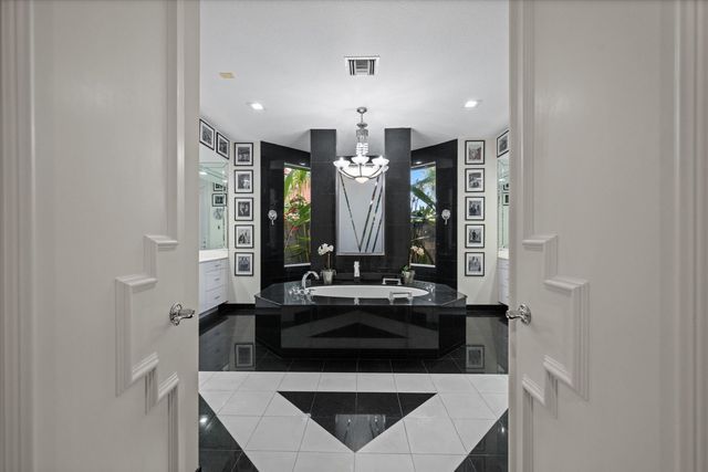 4352 James Estate Lane, Lake Worth, FL 33449