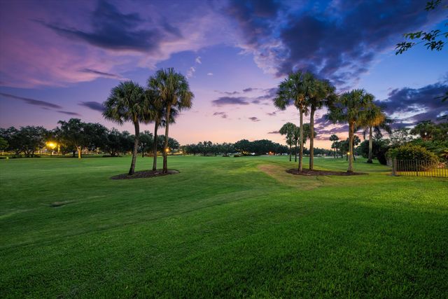 4352 James Estate Lane, Lake Worth, FL 33449