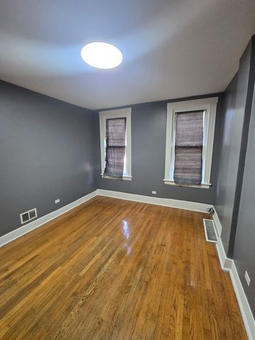 11335 S Champlain Avenue 1, Chicago, IL 60628