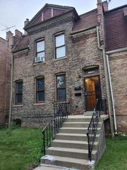 11335 S Champlain Avenue 1, Chicago, IL 60628