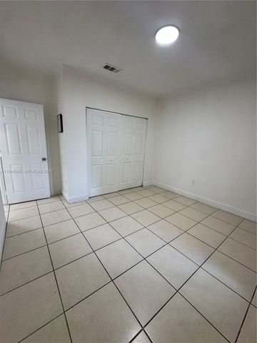 761 NW 24th Ct 761, Miami, FL 33125