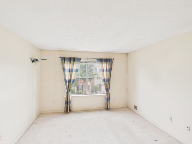 2 Scituate Pl Unit 26, Merrimack, NH 03054